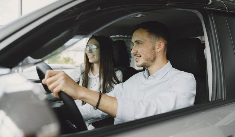 (P) Cutie manuală sau automată la o mașină second-hand? Cum alegi ce ți se potrivește