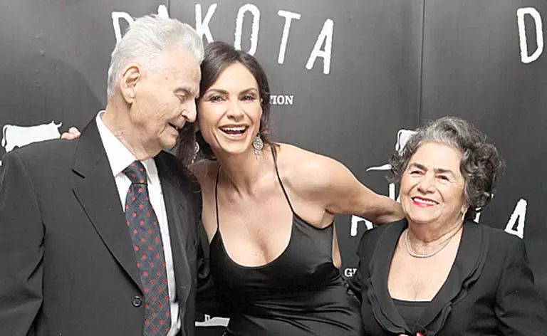 12-13-vedete-ramona-badescu-parinti