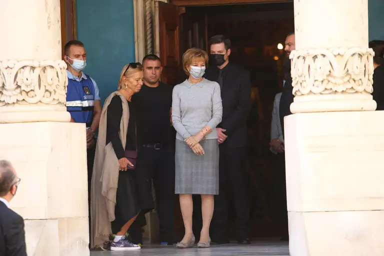 Primele-imagini-înmormântare-Ion-Caramitru-1-1