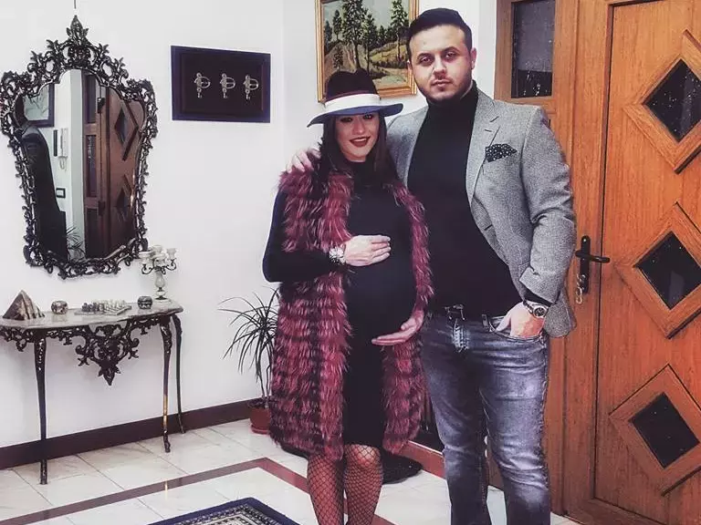 claudia-insarcinata-1