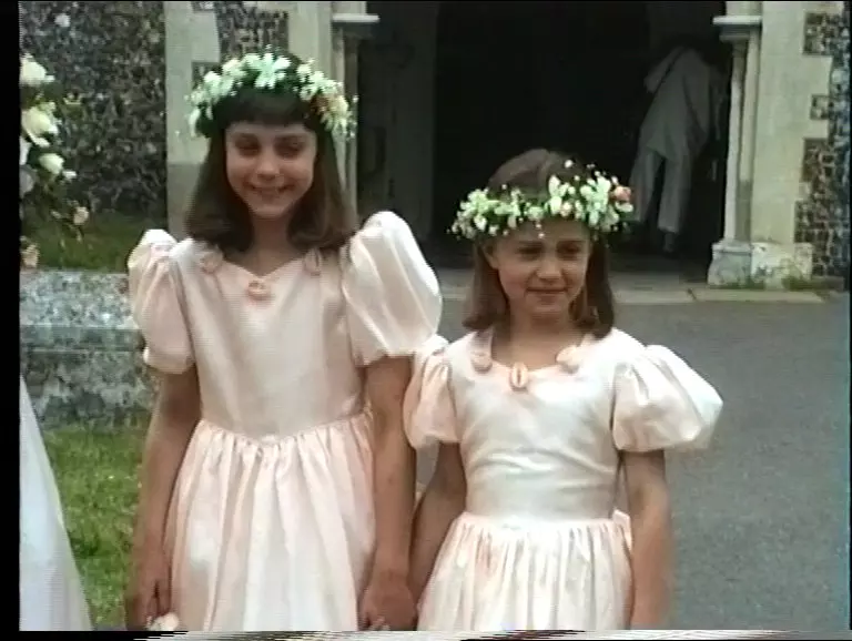 Kate-Middleton-alaturi-de-sora-ei-Pippa-in-1991