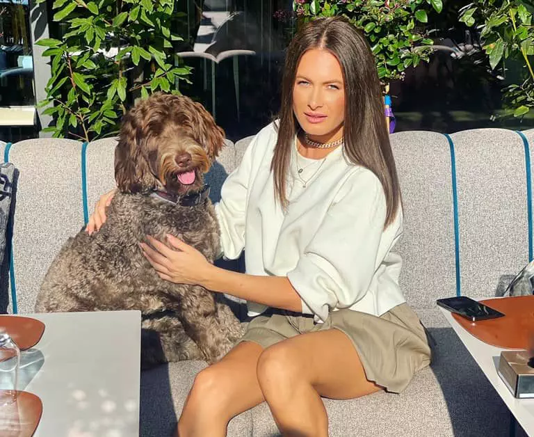 raluka-244629858_4287431004627689_723156155503721465_n