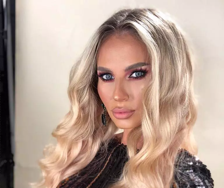 45407887_10156230445094753_3834524072901869568_n