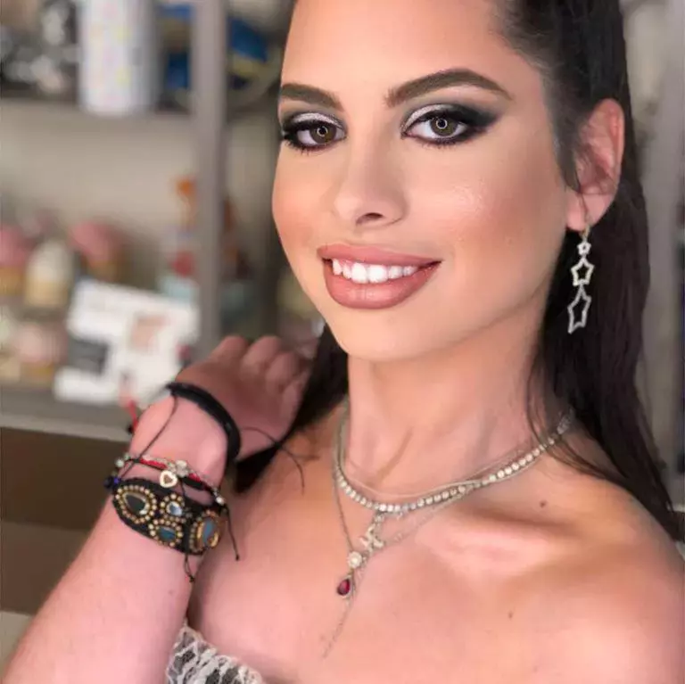 Elena-fiica-Loredanei-1