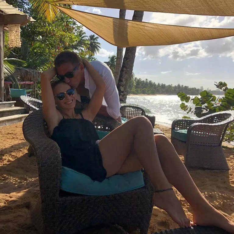 Cosmin Cernat și soția lui, Mădălina Moroșanu