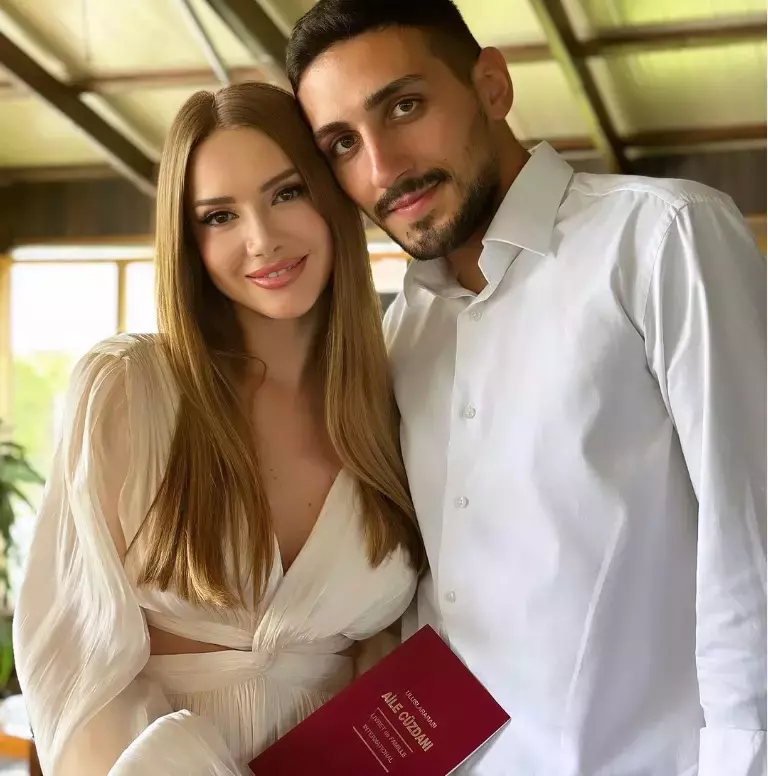 otilia-bilionera