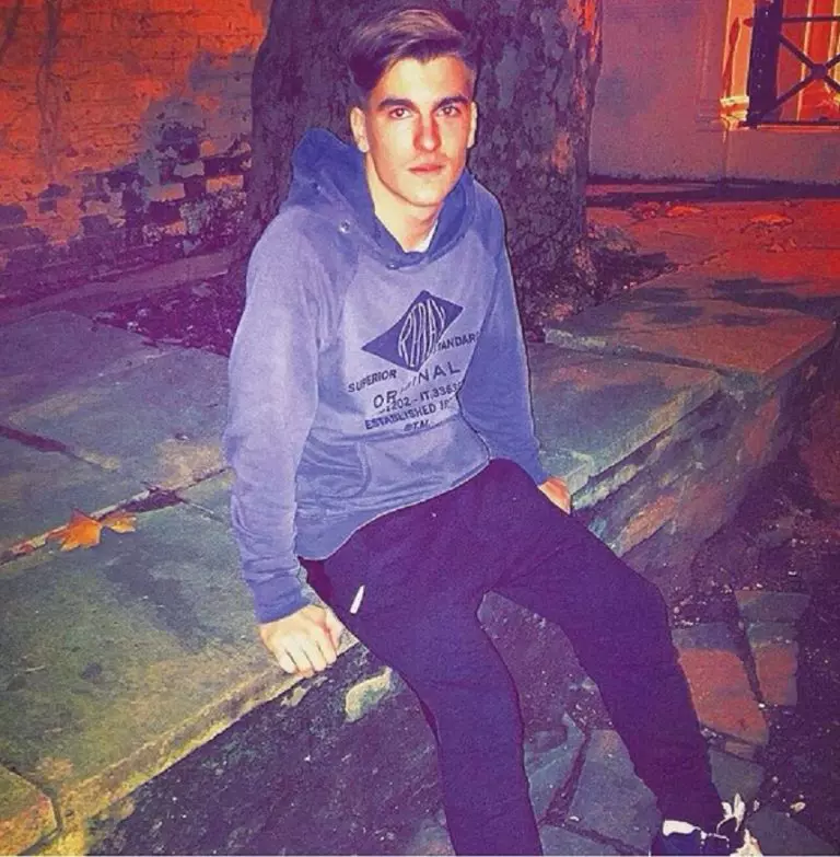 8-vedete-3_11-768x783