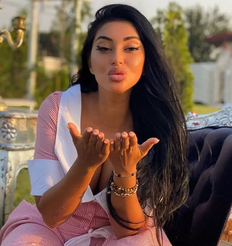 Cristina-Siscanu-Elena-Ionescu-5