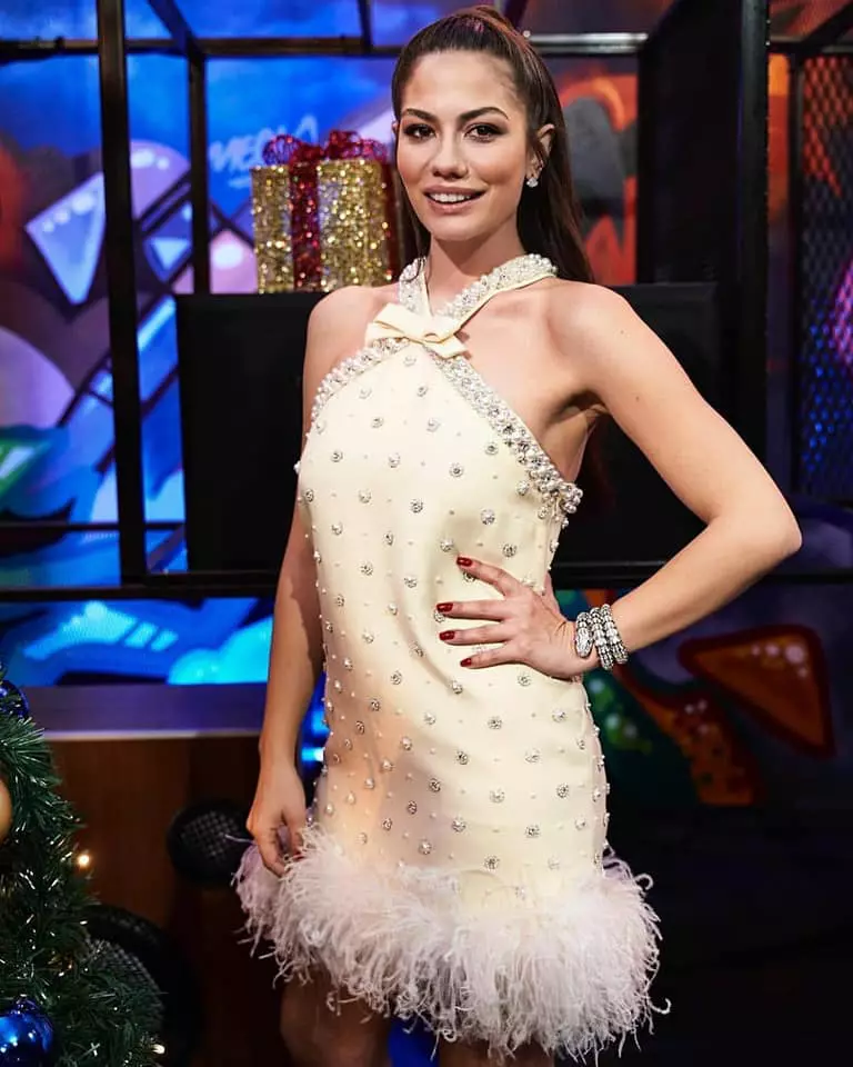 demet-ozdemir