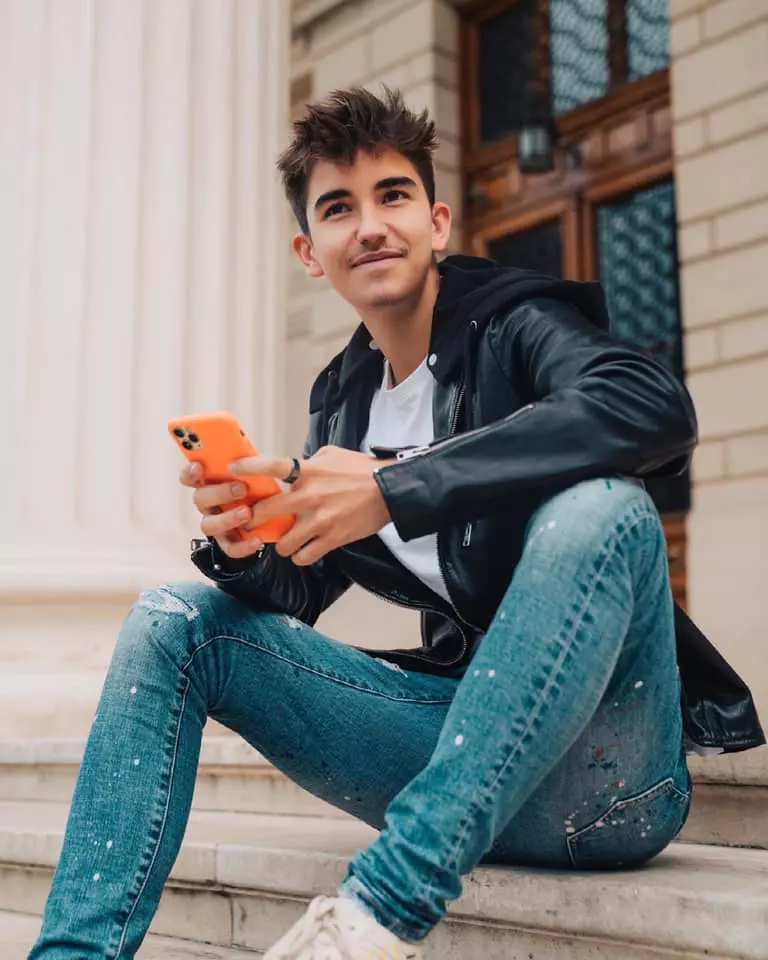 Sebastian-Dobrincu-9