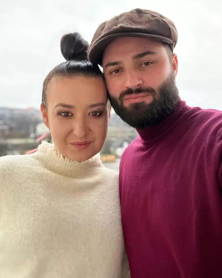 Roxana-Blenche-este-insarcinata-1