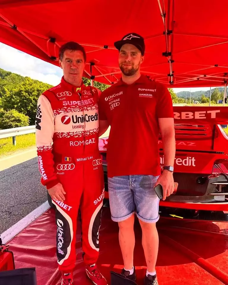 mihai leu cu baiatul lui