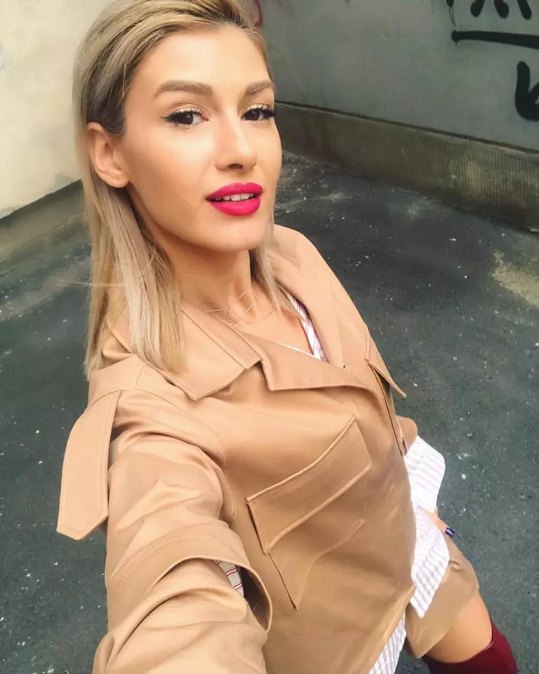 Alina Eremia 2