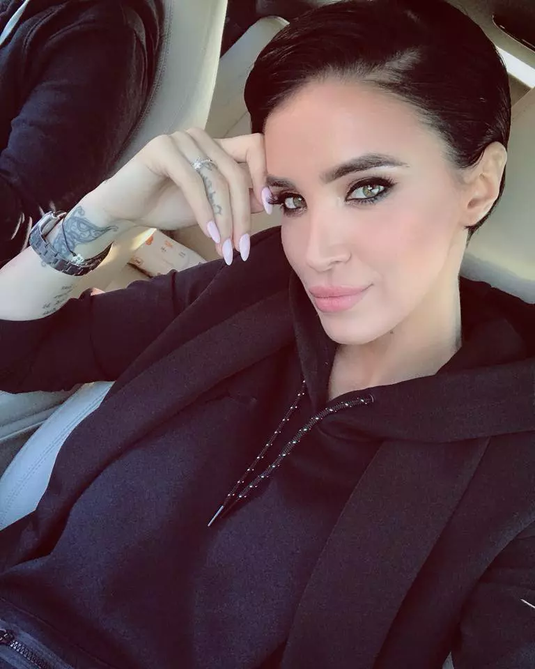 Adelina Pestrițu 1