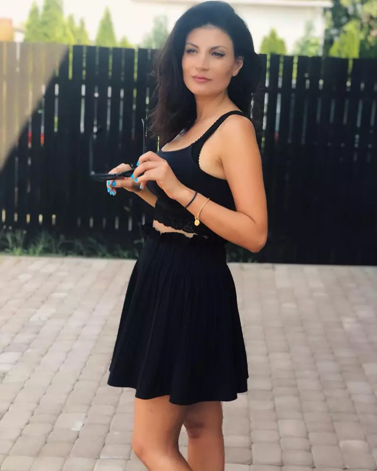 Cum a reacționat Ioana Ginghină când a văzut imaginile în care fostul ei soț sărută o altă femeie (4)