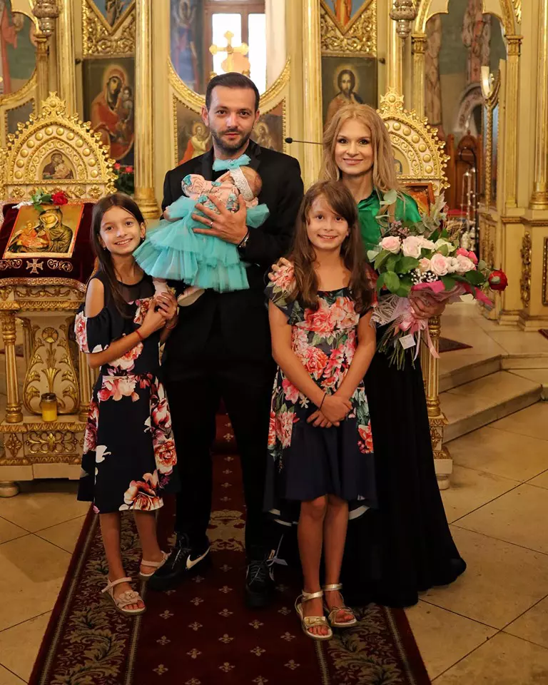 Mihai Morar și-a botezat fetița (1)