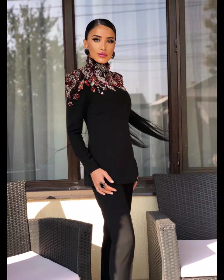 Adelina Pestrițu nașă (1)
