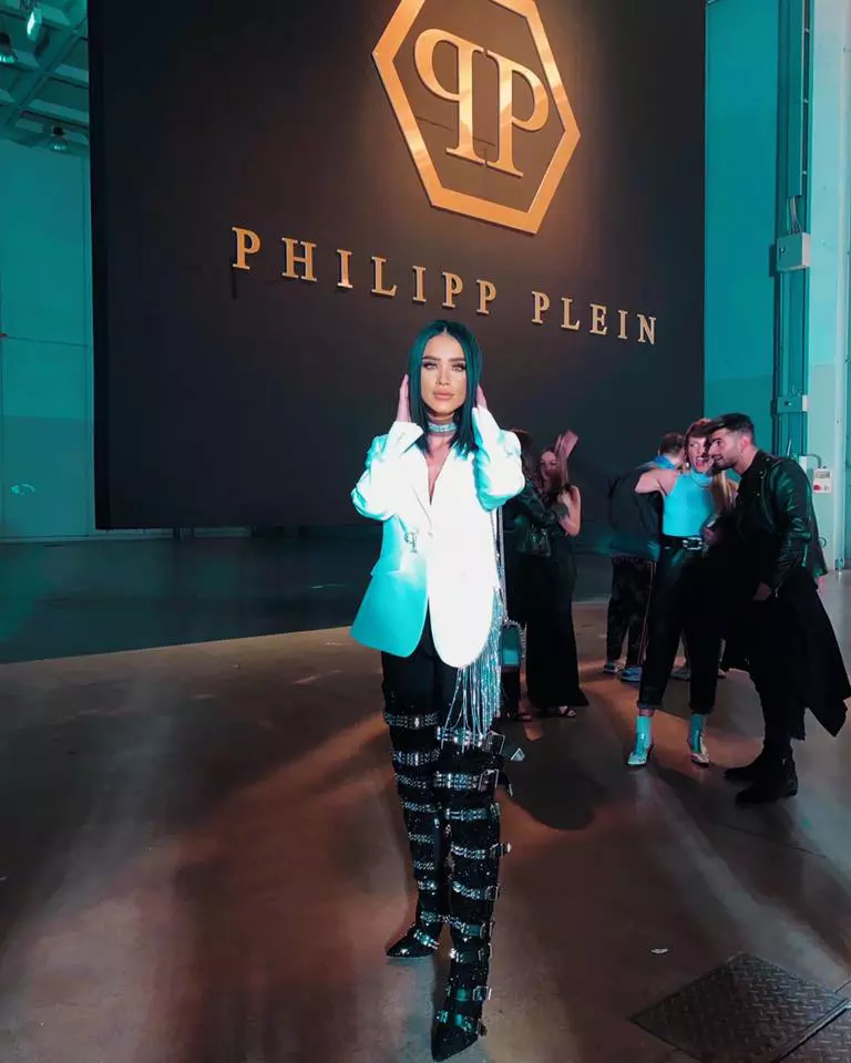 Adelina Pestrițu, aspru criticată pentru plecarea la Milano (2)