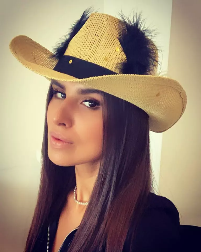 Anastasia și Beatrice, nepoatele Anastasiei Lazariuc