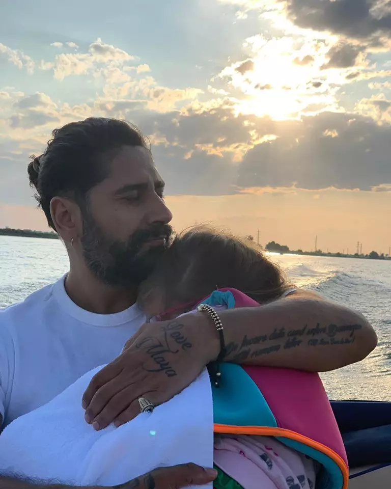 Connect-R, Misha și fiica lor au plecat în vacanță în Delta Dunării