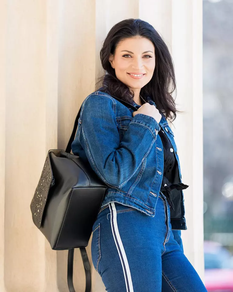 Cum se certau Ioana Ginghină şi Alexandru Papadopol ”Eram pe terasă, seara, în șoaptă” (3)