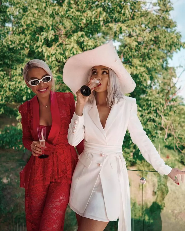 Carmen Grebenisan si Alina Ceusan