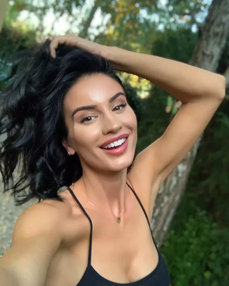 70829662_1467921800022454_1695204479126732800_n