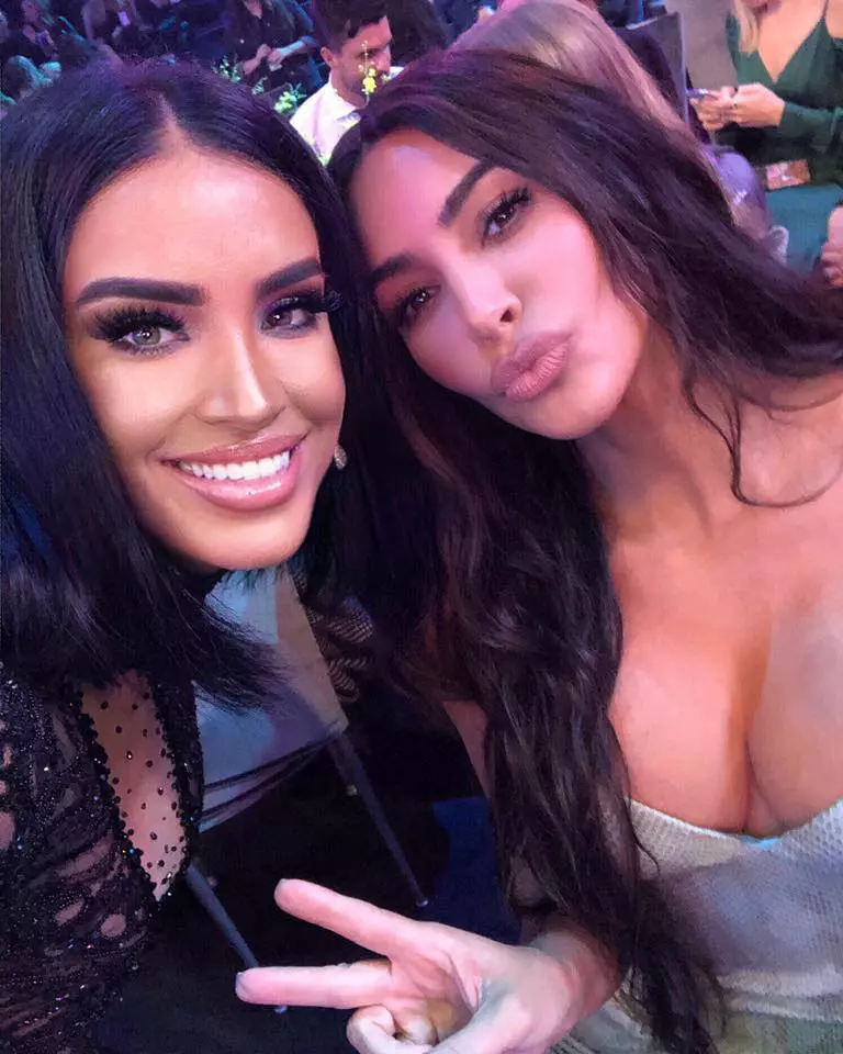 Adelina Pestritu in Los Angeles 4