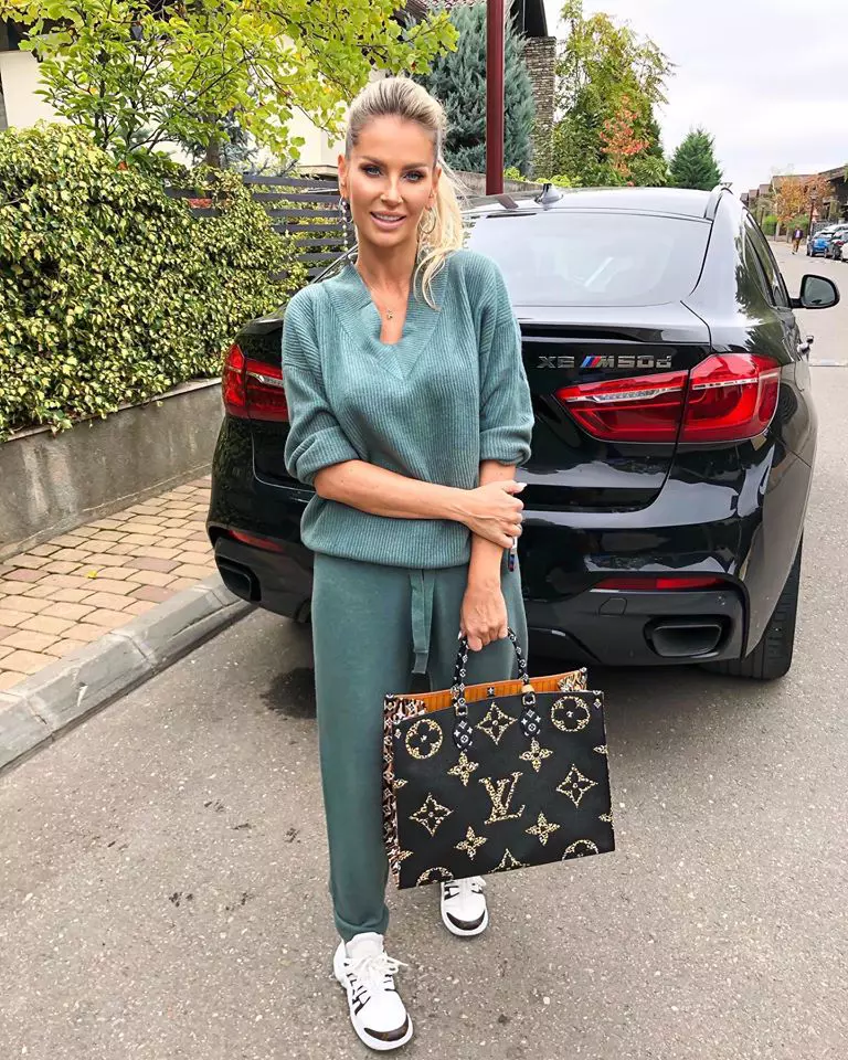 78219135_10157179234594753_6371604367530786816_o