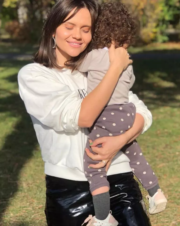 cristina-siscanu-si-petra-1