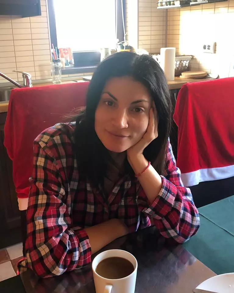 Ioana-Ginghina-fara-machiaj