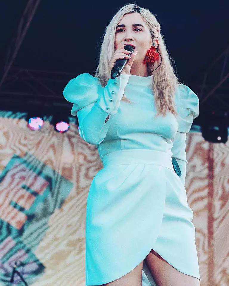 90982770_2847113335357081_717383117526007808_n