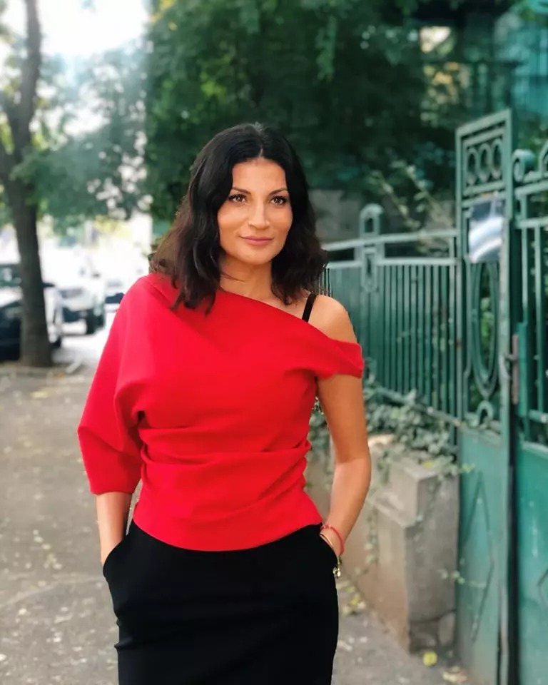 Ioana-Ginghina3