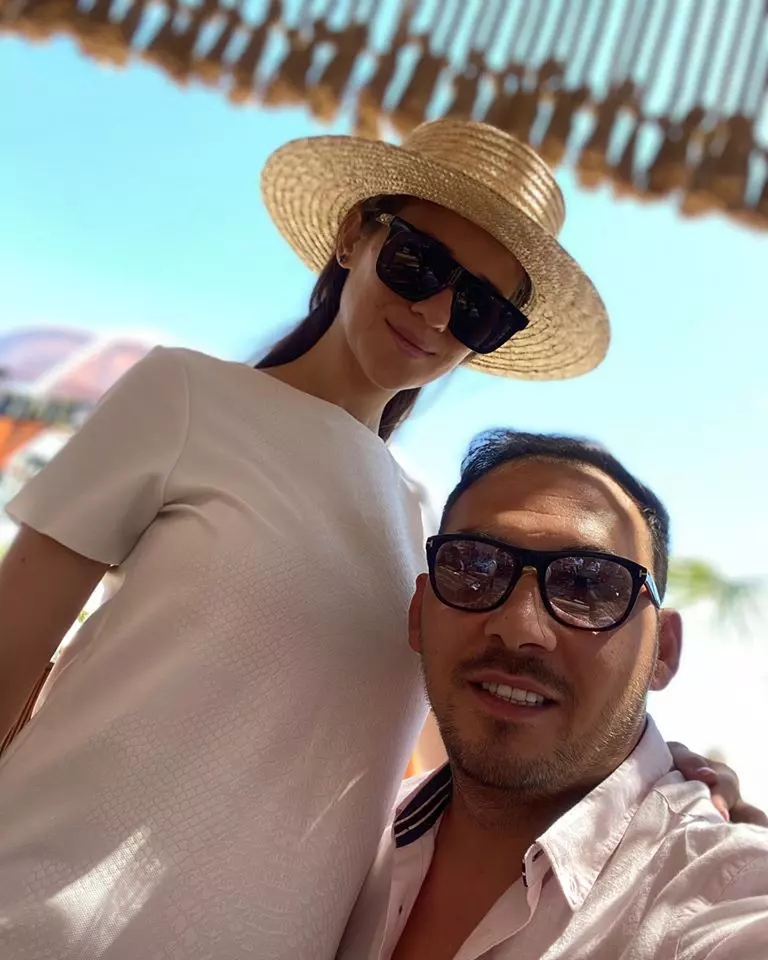 Ștefan-Stan-și-a-făcut-implant-de-păr-1