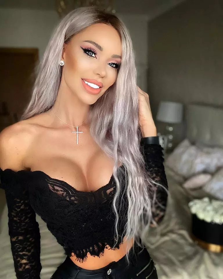 Bianca-Drăgușanu-3