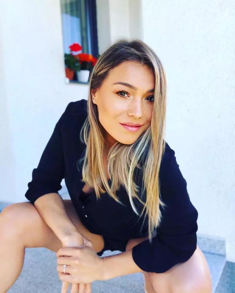 Monica-Roșu-este-însărcinată-4