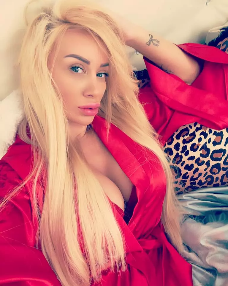 Simona-Trasca-Loredana-Chivu-6