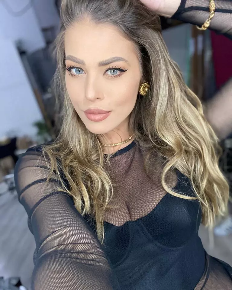 Roxana-Nemeș-Survivor-9