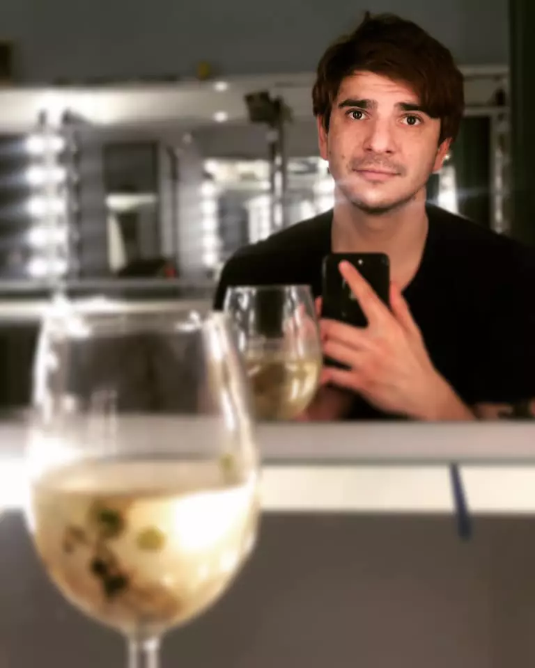 49213434_10216587796980883_3797050985755443200_n