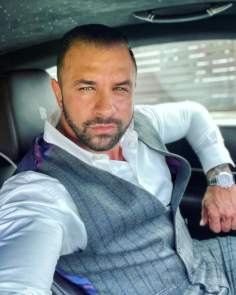 victor-slav-i-a-fost-alaturi-biancai-dragusanu-in-scandalul-cu-alex-bodi-4