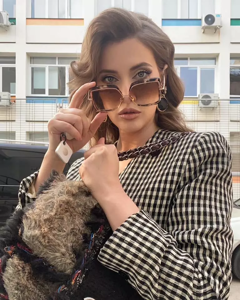 iulia-albu-emisiune-antena-stars-5