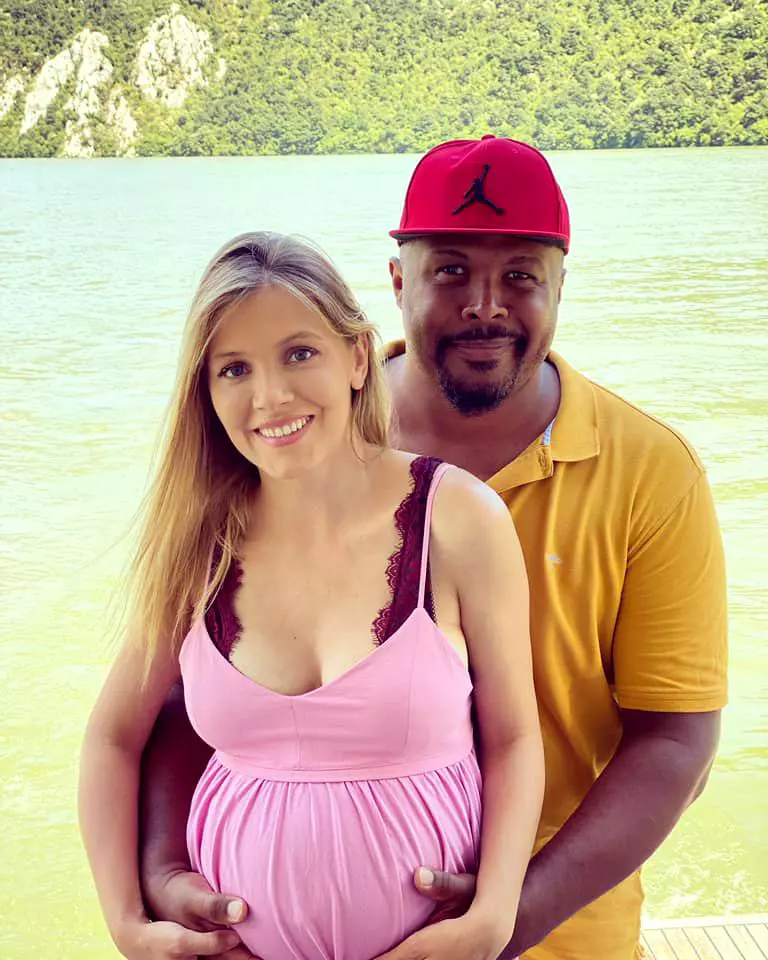 andreea-ibacka-insarcinata-cu-baietel-2