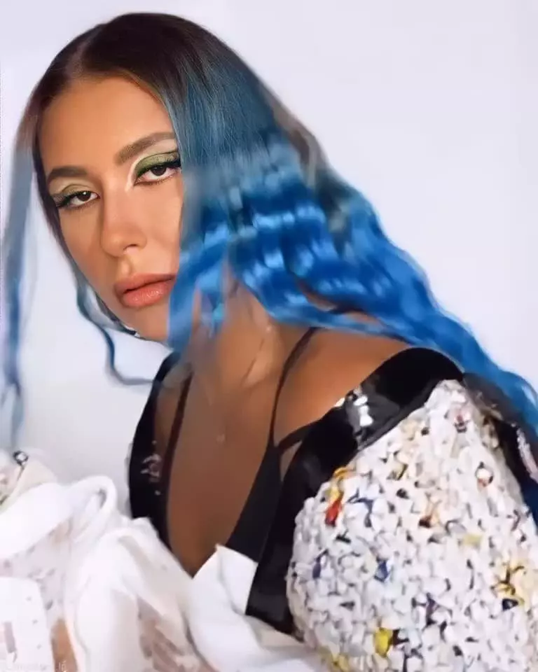 cine-este-emy-alupei-de-la-splash-vedete-la-apa13