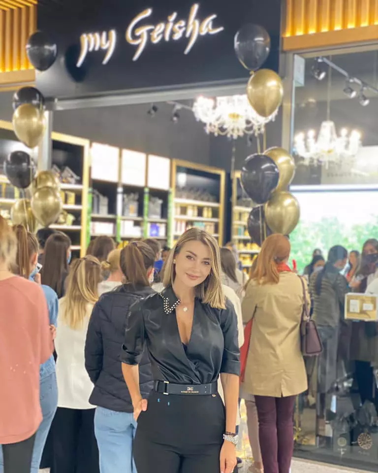 Denisa Tanase parfumerie