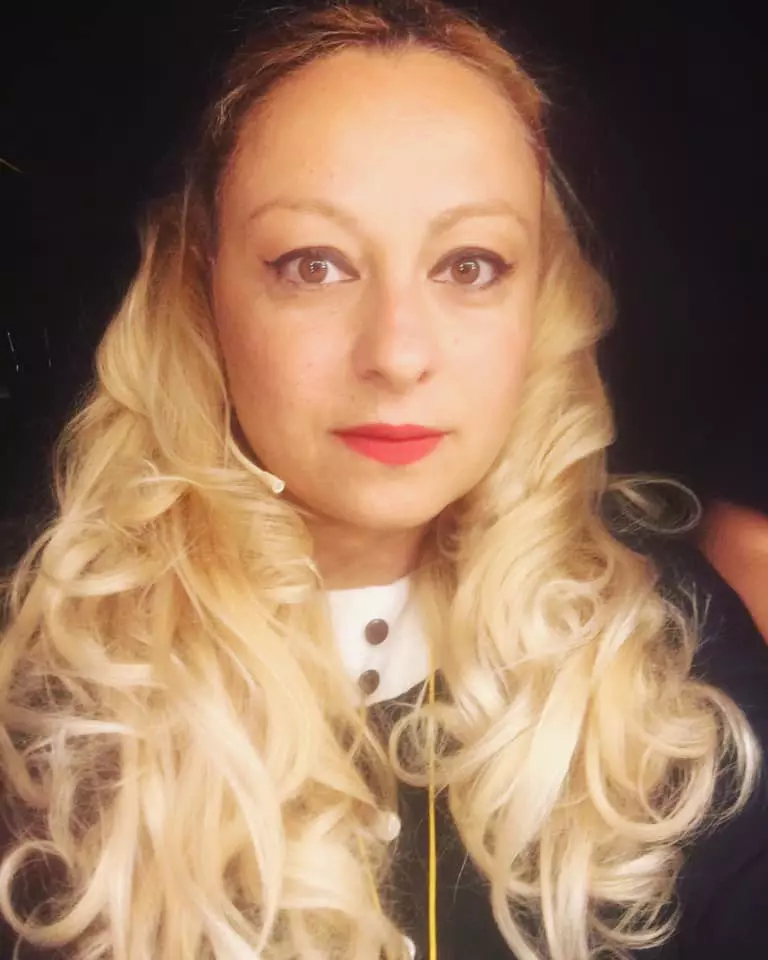 Andreea-Gramosteanu-2