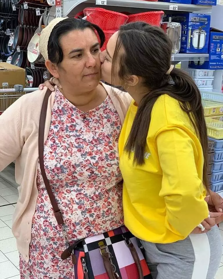 cine-este-camelia-dumitrache-sora-lui-jador-10