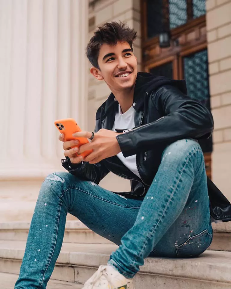 sebastian-dobrincu-9