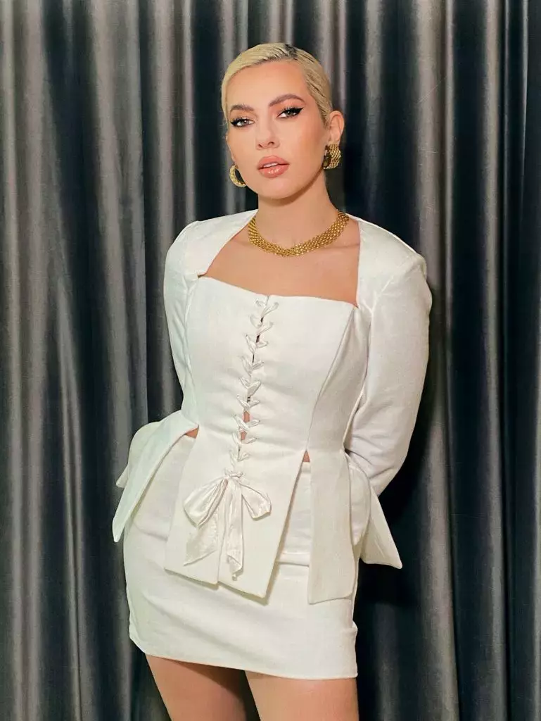 lidia-buble-a-slabit-8-kilograme-la-sunt-celebru-scoate-ma-de-aici-11