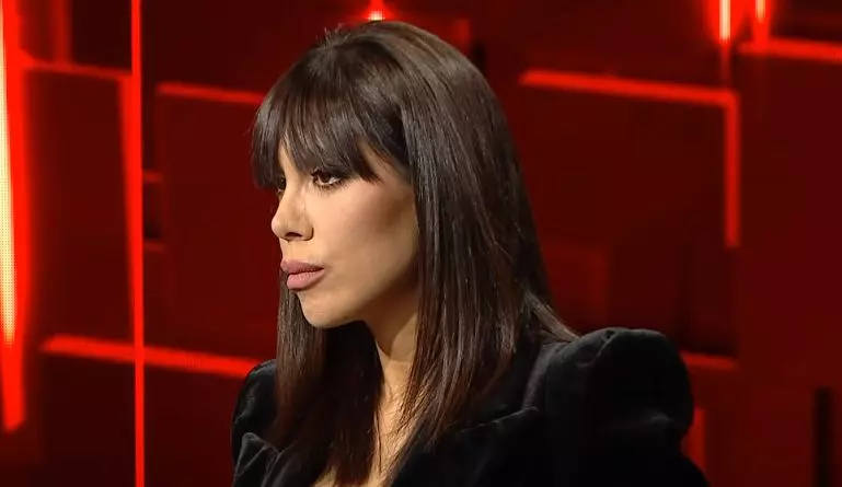 denise-rifai-negru-8