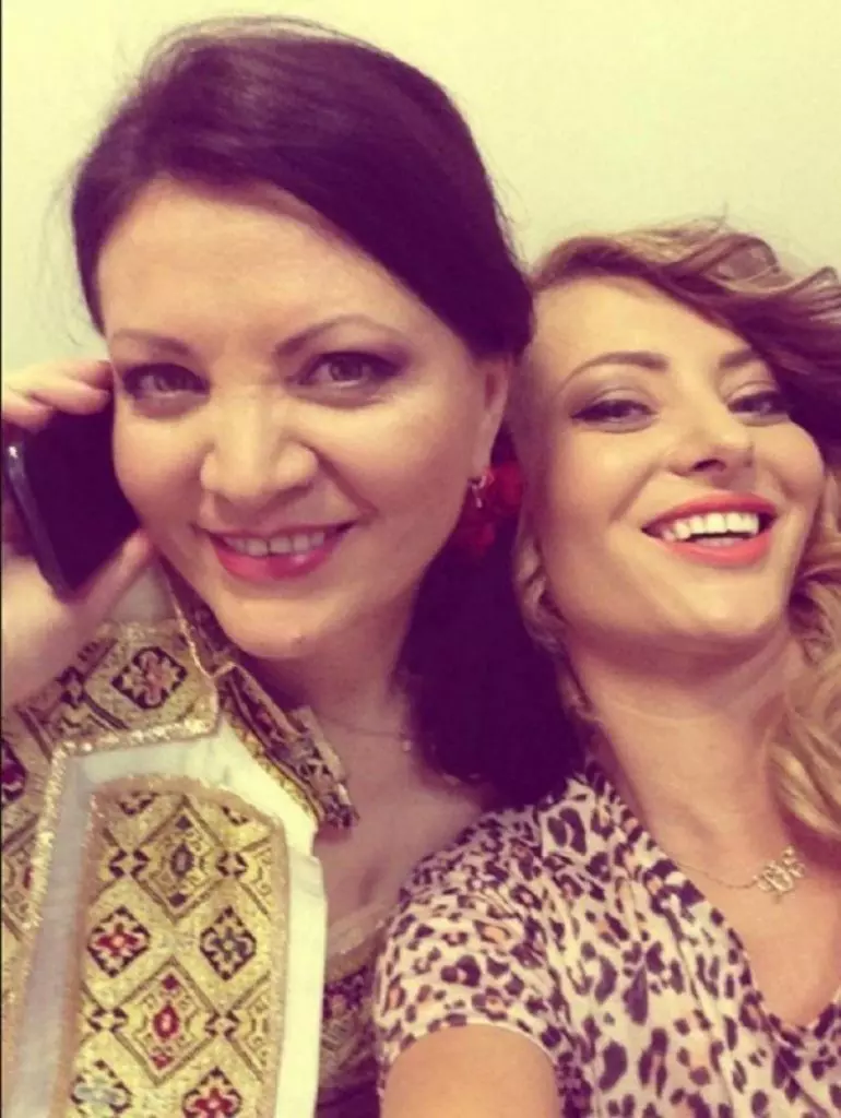 gina si delia fiica ei